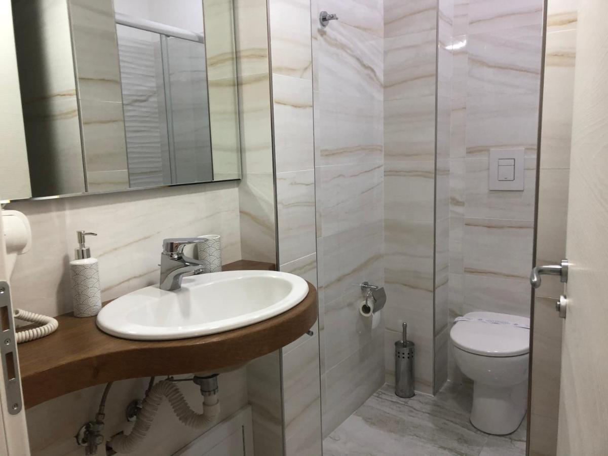 Le Affacciate Bruzie Home 2 Guest House Cosenza Esterno foto